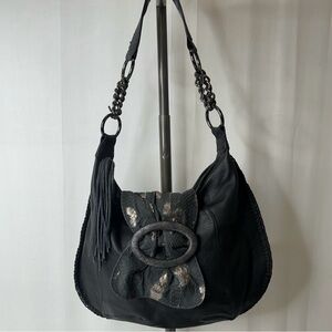 CHI ⭐️ Elegant Black Hobo Bag with Cool Design